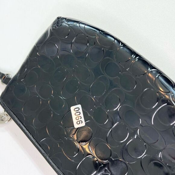 Coach Wallet Black  Peyton Art Op Patent Embossed Heart Bow Wristlet - Picture 6 of 8